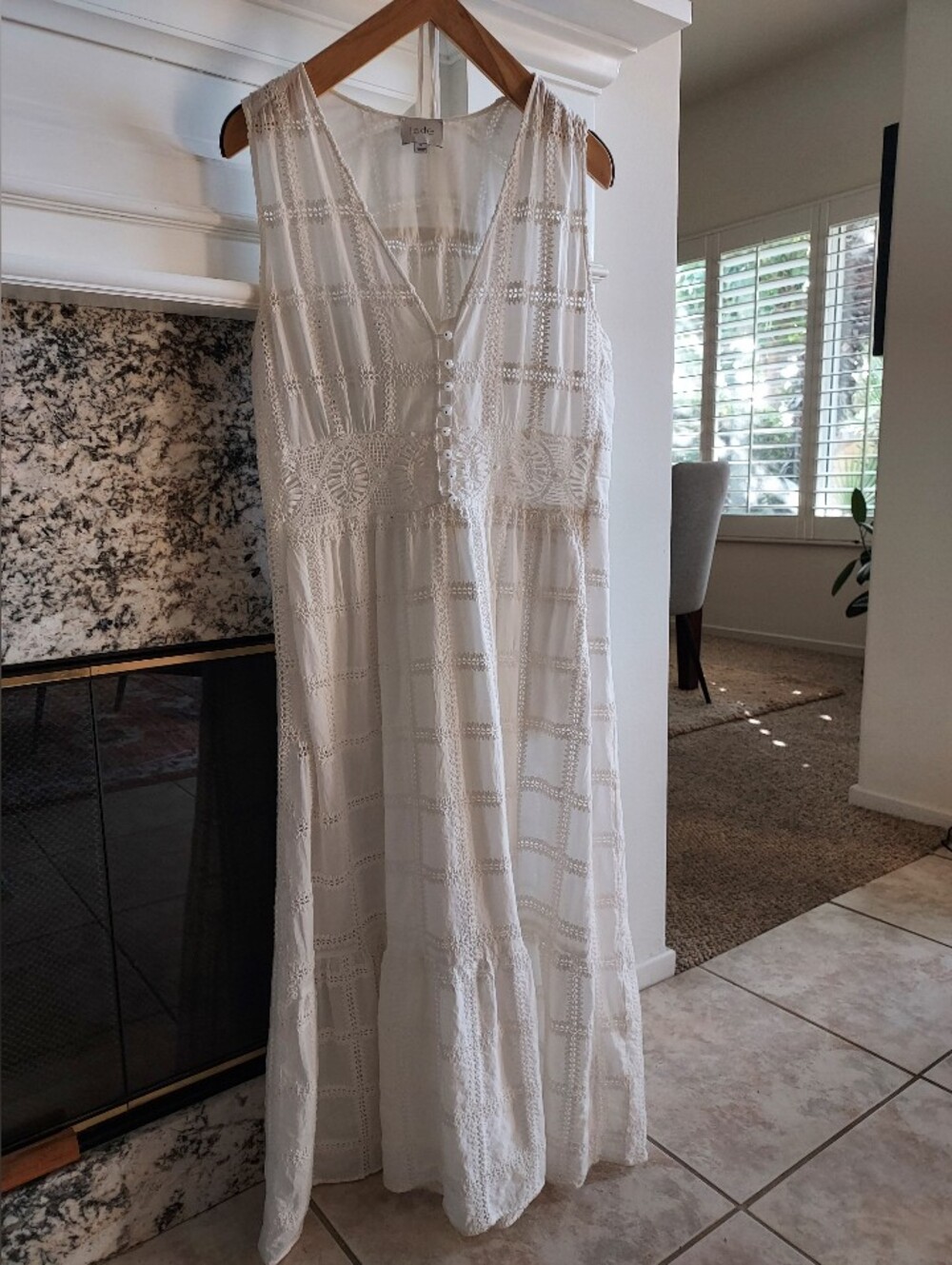 Johnny Was Jade Collection Crochet and Cotton Wht midi Dress - Sleeveless V-Neck